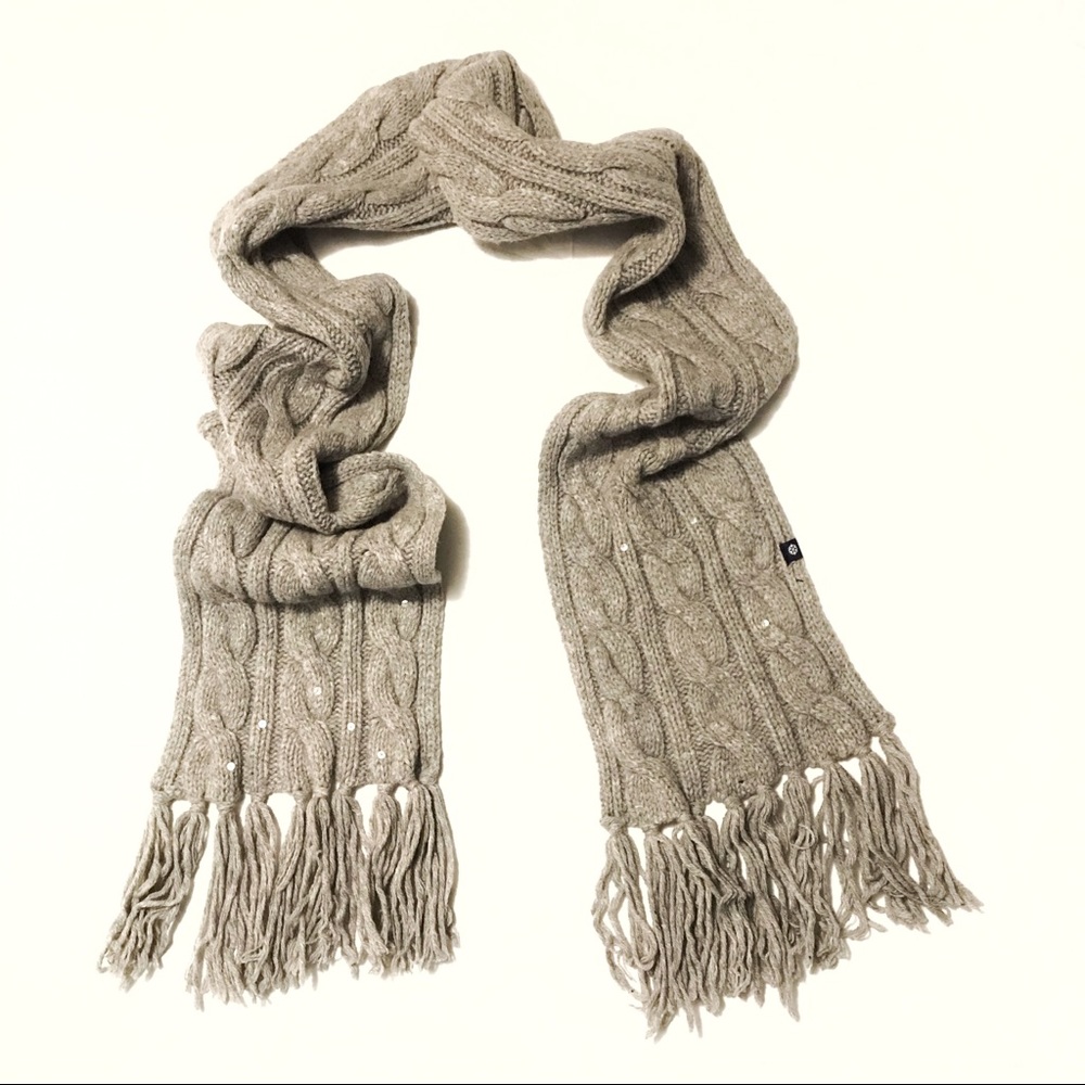 GAP gray wool cable-knit chunky ribbed knit sequin fringe wrap around scarf
